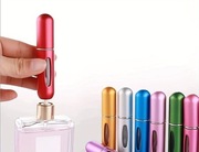 Atomizer podróżny na perfumy 5 ml z dozownikiem