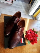 Buty chłopięce do komuni 