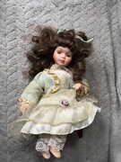Lalka porcelanowa 27 cm 