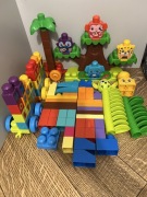 Klocki MegaBlock firmy FisherPrice, muzyczny pociąg, śpiewająca dżungla