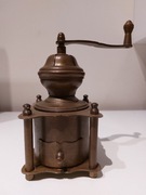 Stary Młynek do mielenia kawy, pieprzu 