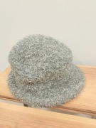 Wełniany ciepły kapelusz, czapka, nakrycie głowy, szary