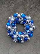 Wianek świąteczny bożonarodzeniowy sztuczny 