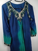 Długa sukienka maxi ombre niebiesko-zielona haftowany dekolt elegancka S/M