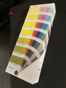 Wzornik kolorów pantone nowy 