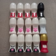 Avon dezodorant kulki roll-on aspire Little Black Dress Perceive On Duty