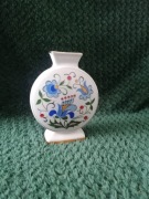 Wazonik wys 16cm z czasów PRL porcelana Lubiana