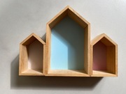 PÓłeczka drewniane domki