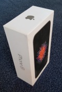 [p45s] opakowanie  do smartfona iPhone SE (1. generacji)