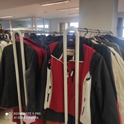 Wieszaki, gondole i kosze