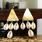 Kolczyki - Ekologiczne, ręcznie robione kolczyki z muszli Cowrie - Kenia