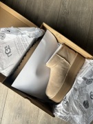 UGG Classic Ultra Mini Platform rozm 39