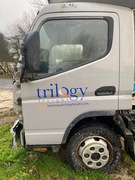 DRZWI LEWY+PRAWE PRZÓD MITSUBISHI FUSO ** 2012-2016r