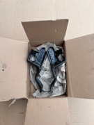 Toyota Yaris Cross wsporniki uchwyty pasa belki lewy prawy 53036 - 0D040