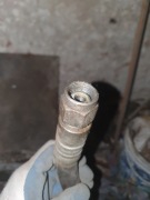 Pancerne kable siłowe i przewody hydrauliczne z warsztatu -wtryskarki 