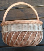 Wiklinowy kosz na zakupy lub grzyby 