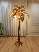 Lampa złota palma design Hans Kogl, metaloplastyka. 