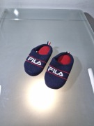 Fila Dziecięce Ciepłe Kapcie Gumowa Podeszwa Rozmiar 32