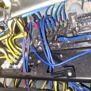 Kompletna baza pod koparkę kryptowalut  na 12 kart graficznych jak NOWA