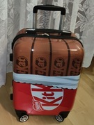 Walizka Kit Kat pełna batonów