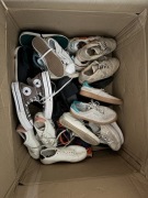 Karton box butów do naprawy ok 40 par