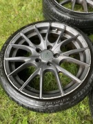 Felgi OZ R18 z oponami letnimi BMW