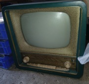 Zabytkowy telewizor z radiem Graetz Landgraf F39 Vintage lata 50