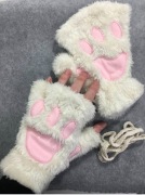 Rękawice mitenki łapy kota bez palców. Nowe białe