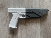 Wydruk 3D blaster 5 star wars do dalszej obróbki