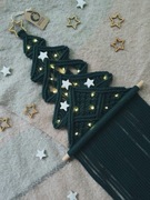 Choinka makrama, butelkowa zieleń, LED, na ścianę