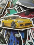 Naklejki z rysunkami samochodów