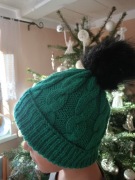 Czapka Zimowa Handmade Warkocze Szmaragdowa Pompon 