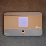 TP-Link M7350 4G LTE Mobile Wi-Fi - uszkodzony, zawiesza się na logo