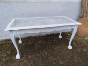 Stolik dębowy z ratanem biały Chippendale