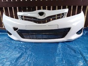 Toyota Yarislll zderzak przedni 