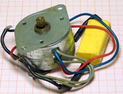 Silnik 24V 50Hz z przekładnią 250obr/min [0A6]3