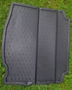 Toyota Corolla Cross mata bagażnika