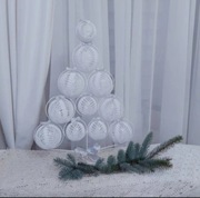 Choinka stelaż szydełkową bombki