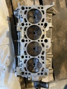 Głowica 1.8t kompletna 