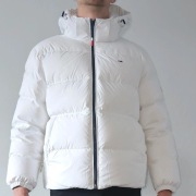 Kurtka zimowa Tommy Jeans Biała M