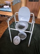 Krzesło toaletowe sanitarne sedesowe przenośne dla seniora