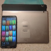 2x tablet Huawei Mediapad T3 10" + Huawei P smart uszkodzone 