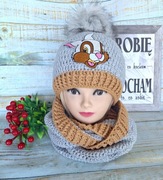 Szydełkowy komplecik . Czapka plus komin 