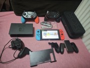 Konsola Nintendo Switch V2 128gb 2x pad torba etui