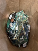 Odzysk części płytki LCD,telefony klawiszowe,smartfony pow.6kg i sterowniki