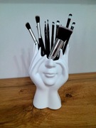 Organizer na pędzle 