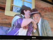 Telewizor Philips 37” Full HD Ambilight + pilot OKAZJA