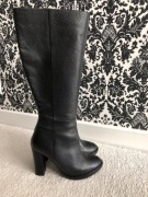 Kozaki Reserved długie