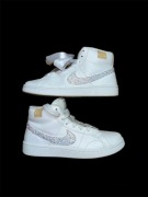 Buty Nike court z brylancikami/diamencikami.