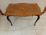 Unikalna ława w stylu ludwikowskim z okuciami.